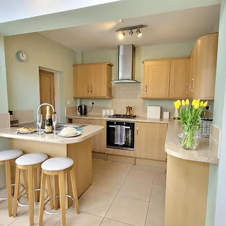 Colenso St - 2 Bed House By Bishy Road & River Holiday home York