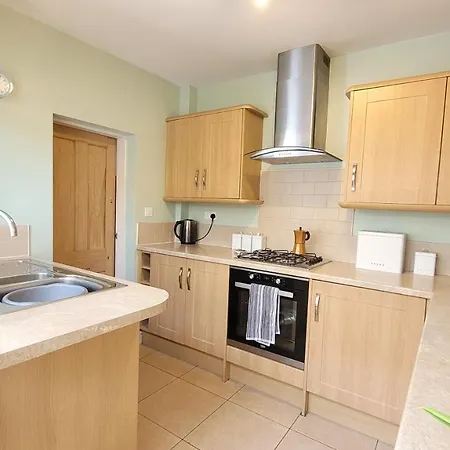 Colenso St - 2 Bed House By Bishy Road & River * York