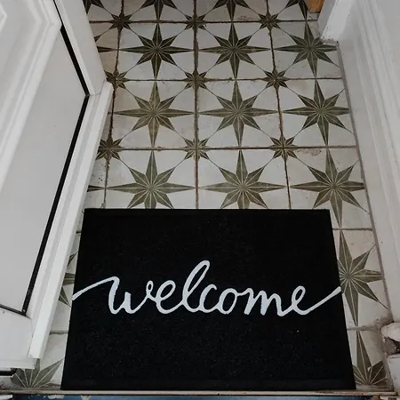 Holiday home Charming Terrace Steps From Walls And River York