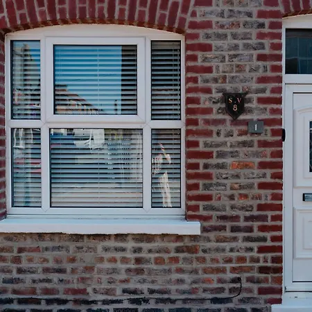 Holiday home Charming Terrace Steps From Walls And River *