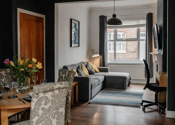 Relaxing Off Bishy Rd Perfect For Break Holiday home